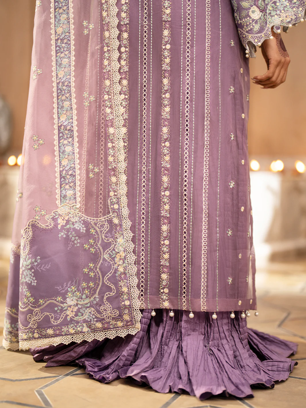 406-A | 3 PC LUXURY LAWN - Image 4