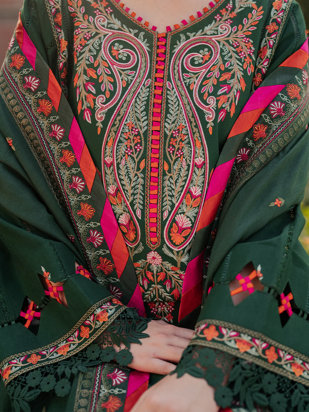 54 - B | 3 PC Khaddar Unstitched - Image 4