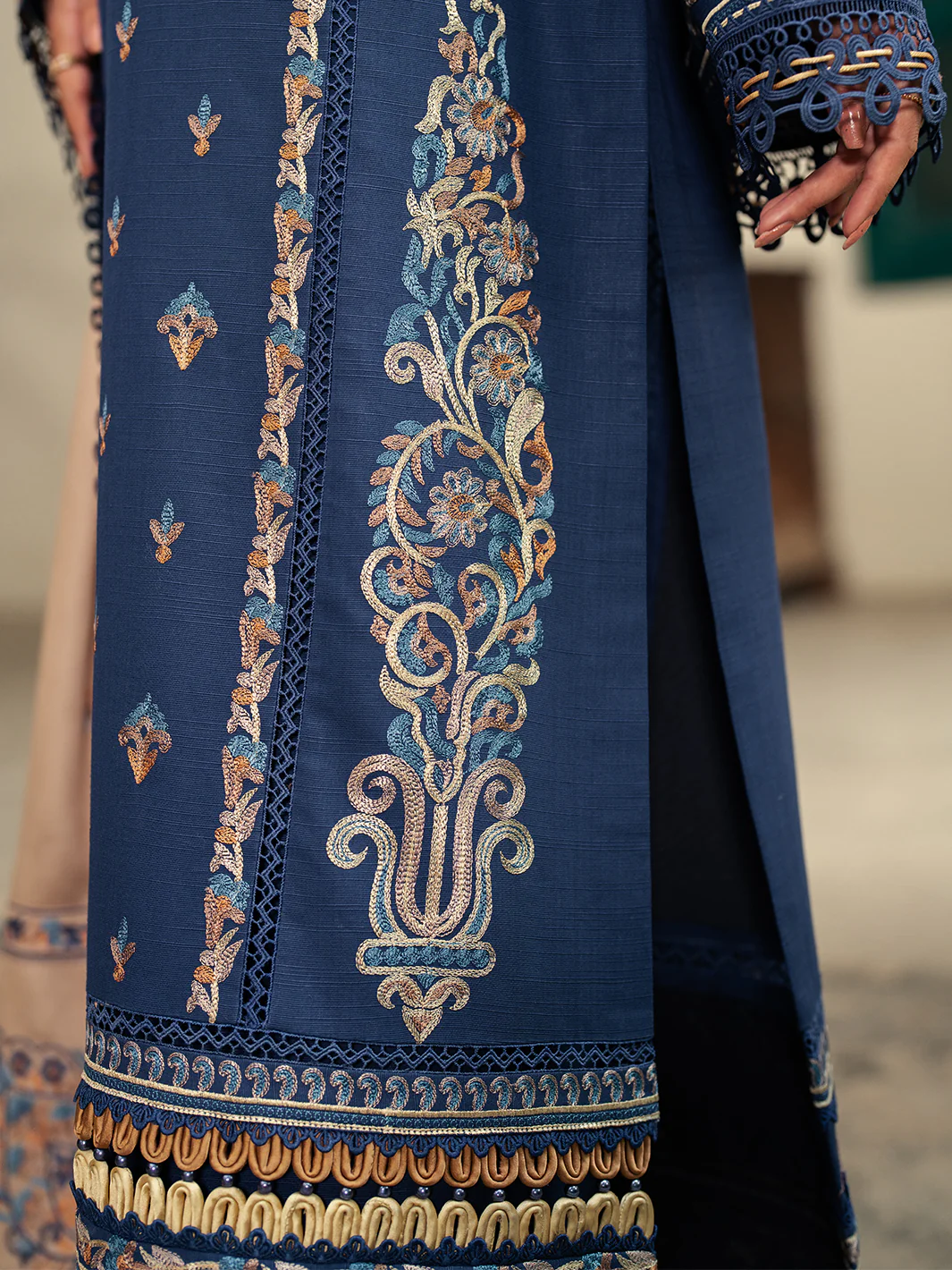 55 - A | 3 PC Khaddar Unstitched - Image 7
