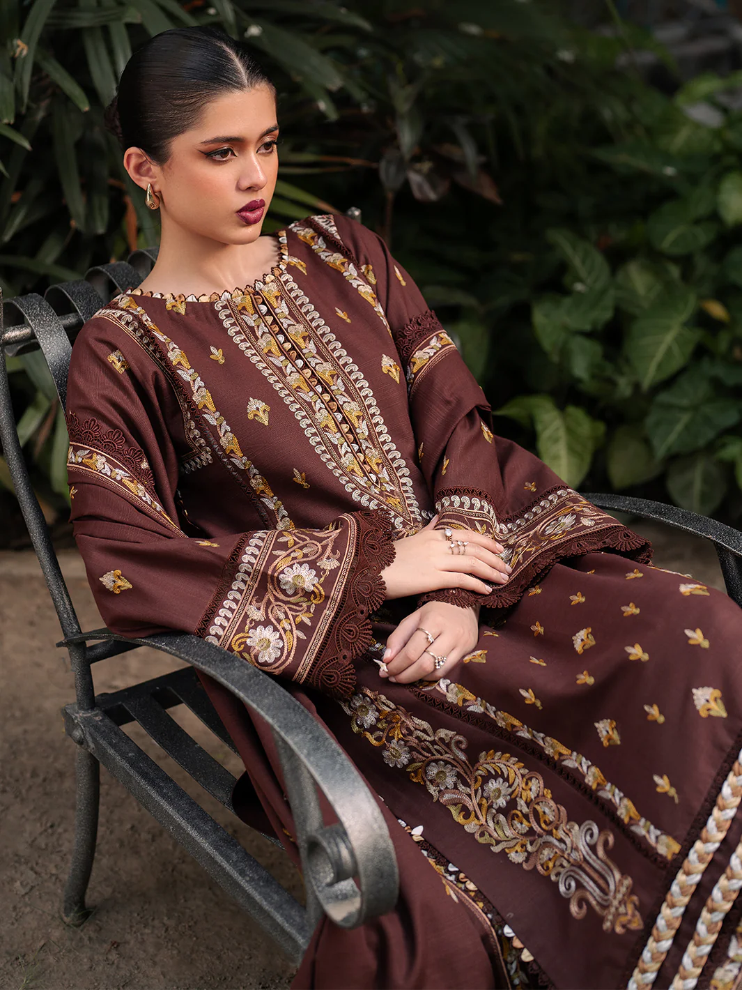 55 - B | 3 PC Khaddar Unstitched - Image 10