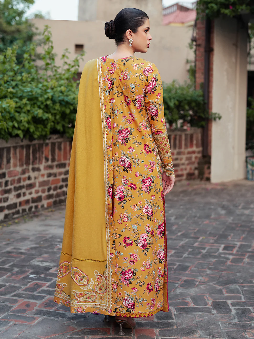 56 - A | 3 PC Khaddar Unstitched - Image 3