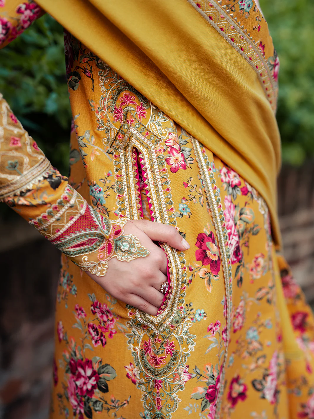 56 - A | 3 PC Khaddar Unstitched - Image 5