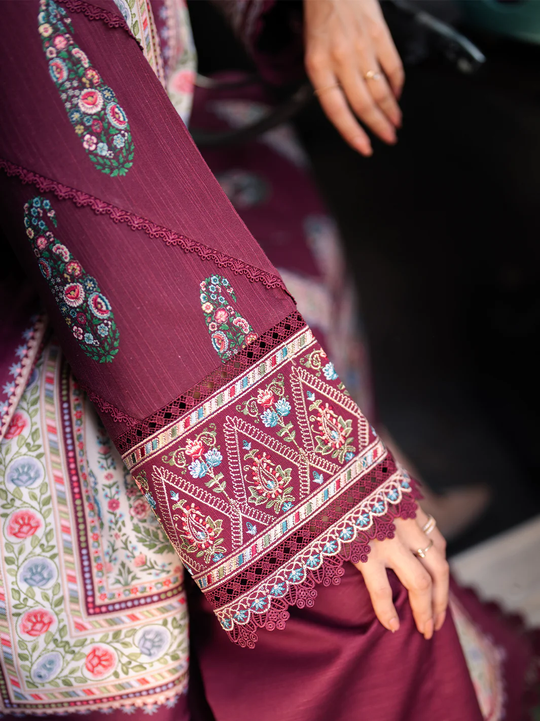 57 - A | 3 PC Khaddar Unstitched - Image 5