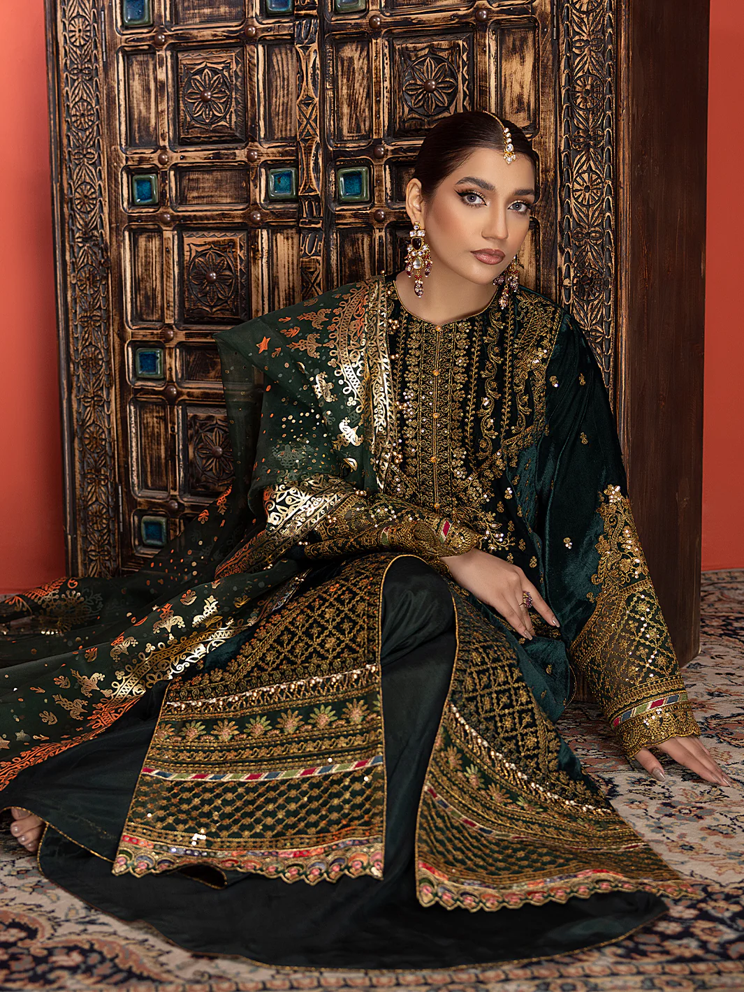 6013 | 3 Piece Velvet Unstitched - Image 12