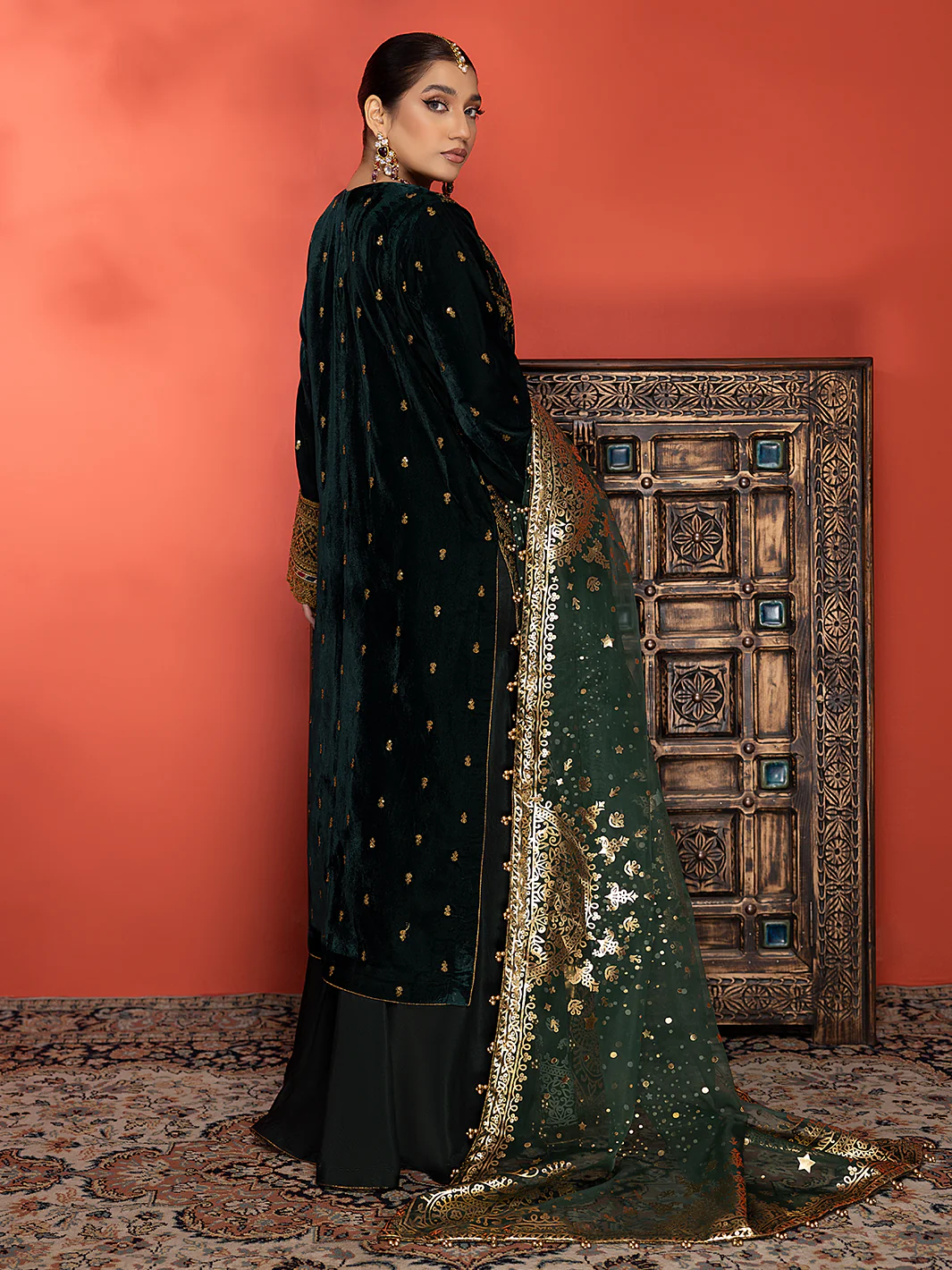 6013 | 3 Piece Velvet Unstitched - Image 4