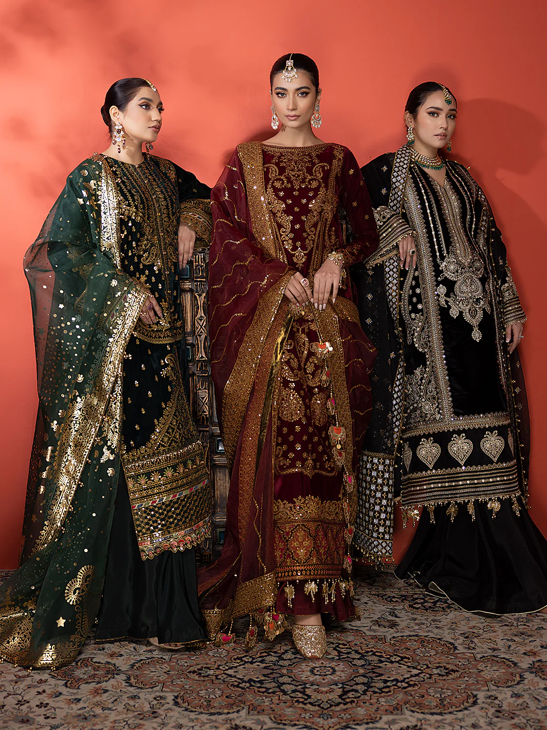 6013 | 3 Piece Velvet Unstitched - Image 9
