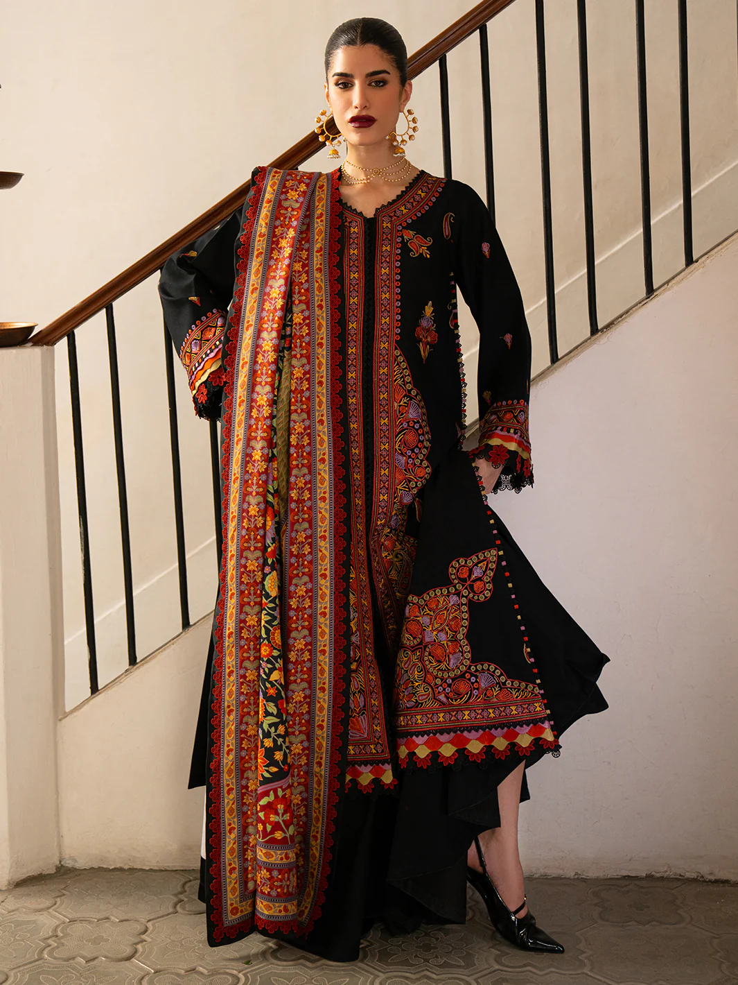 61-B | 3 PC Khaddar - Image 5