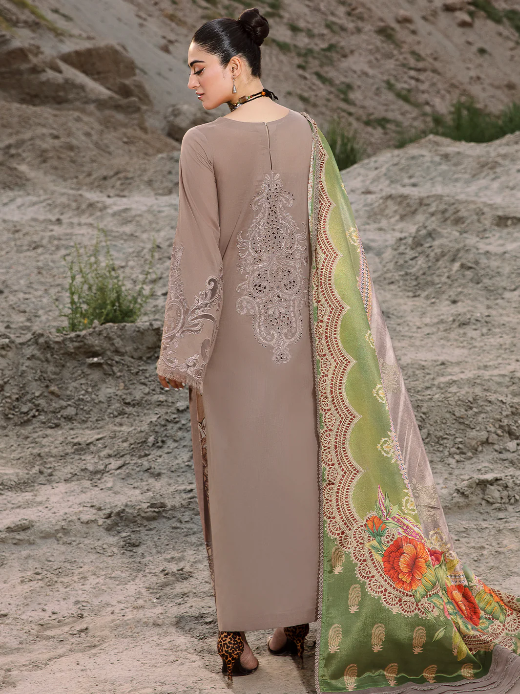 715 - B | Three PC Luxury Unstitched - Image 3