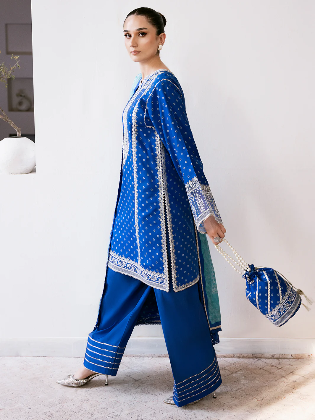 72-A | 3 PC Lawn Unstitched - Image 8