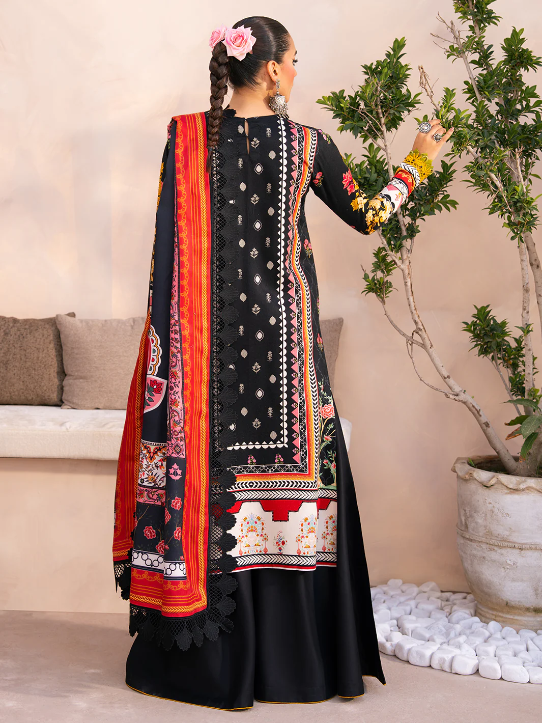 794 - B | Unstitched - Image 4