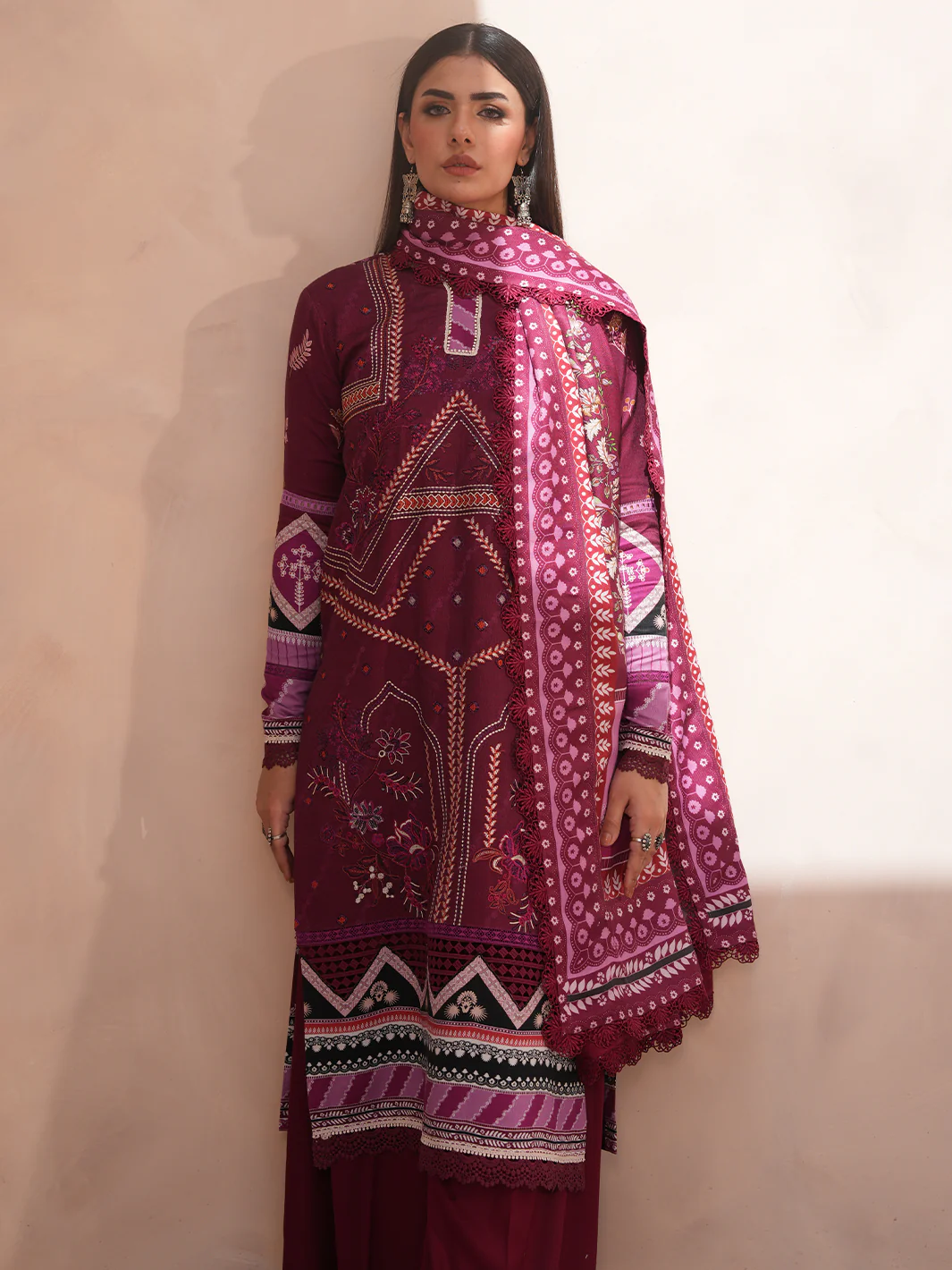 795 - B | Unstitched - Image 13