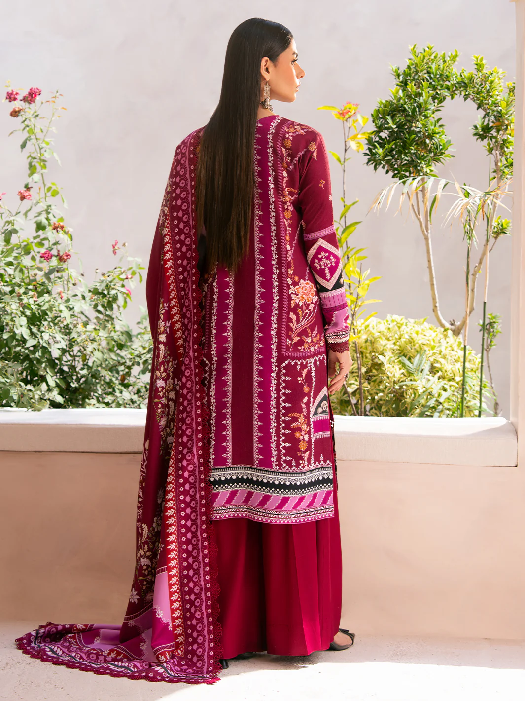 795 - B | Unstitched - Image 3