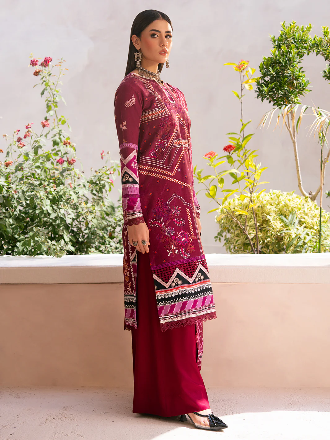 795 - B | Unstitched - Image 4