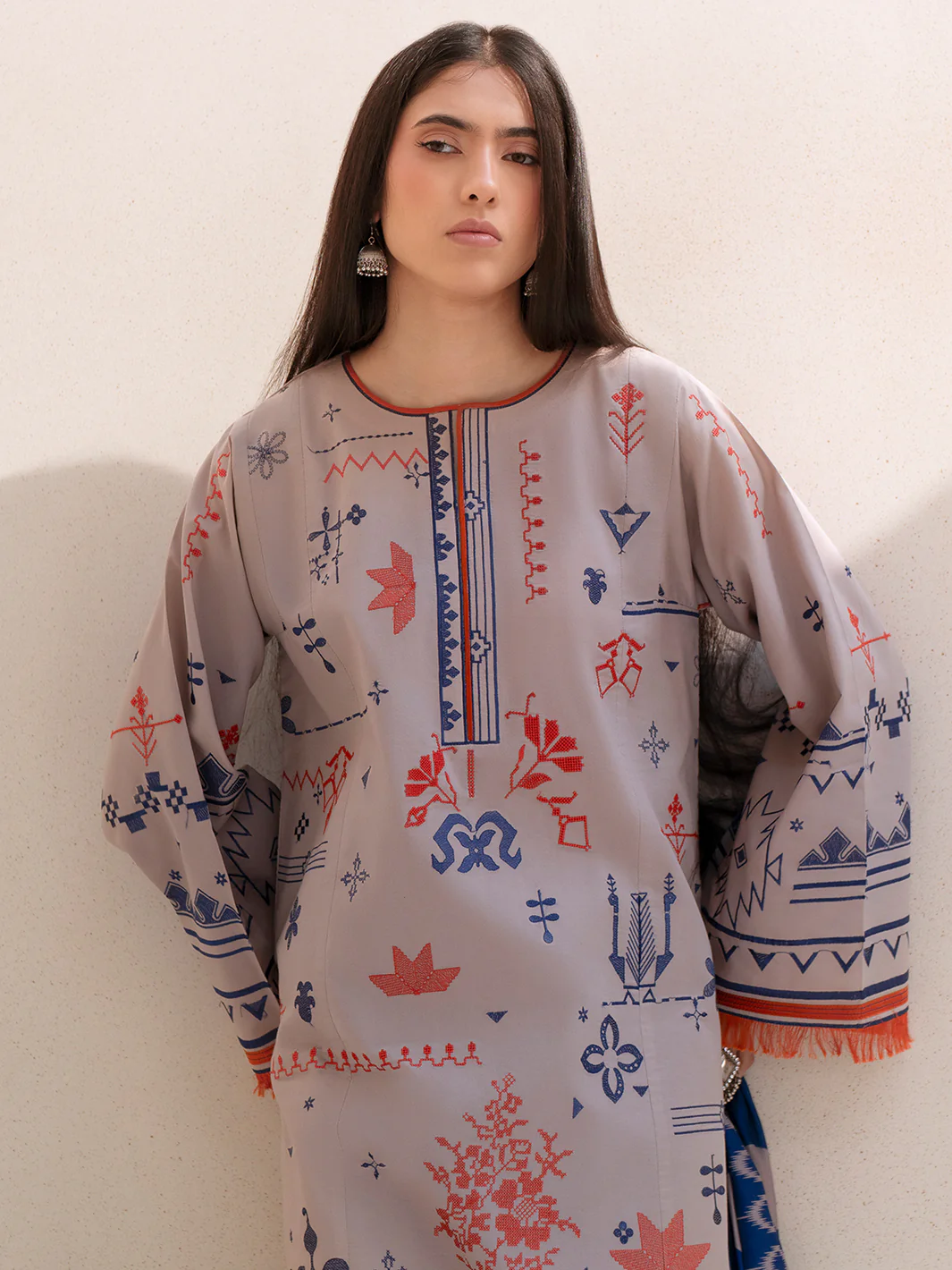 81 - B | 3 PC LAWN - Image 2