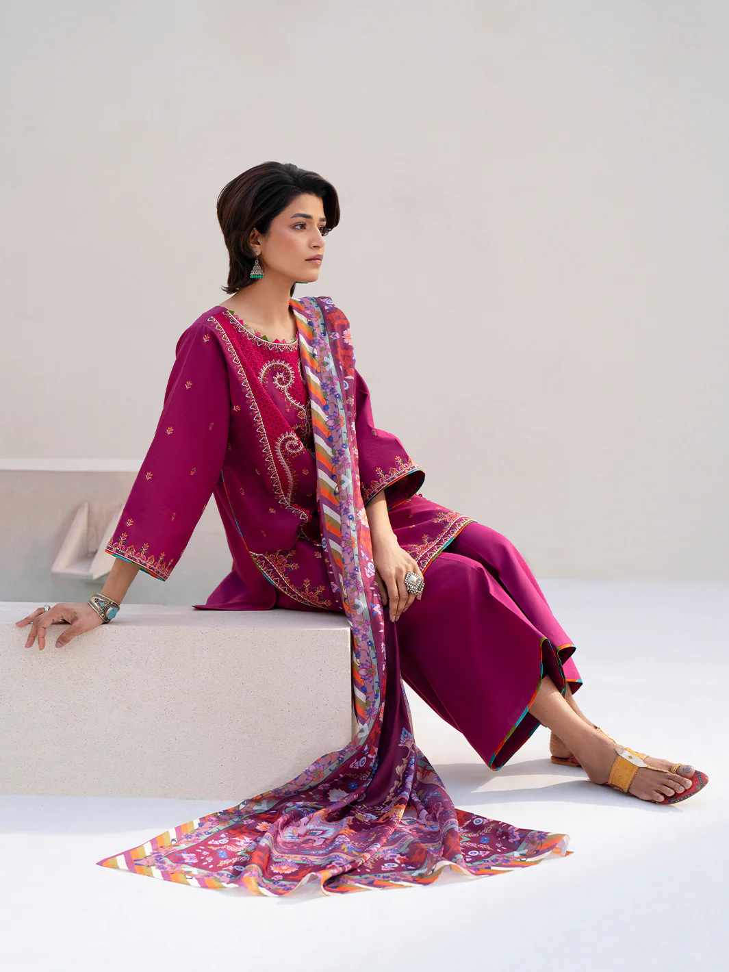 82 - A | 3 PC LAWN - Image 6