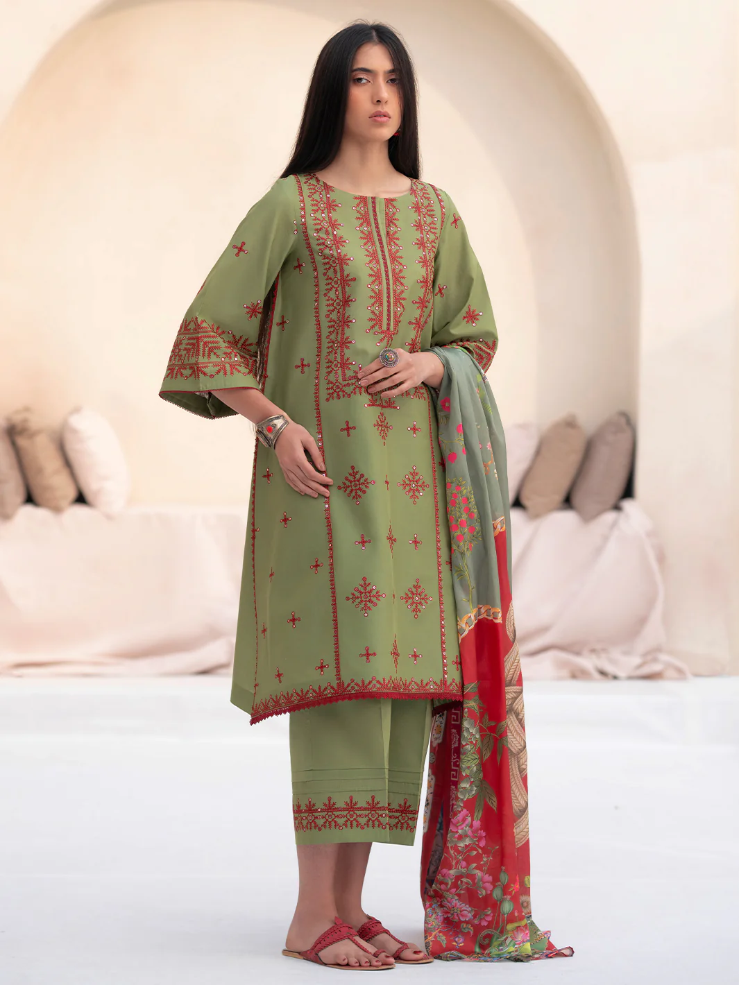 83 - A | 3 PC LAWN - Image 5