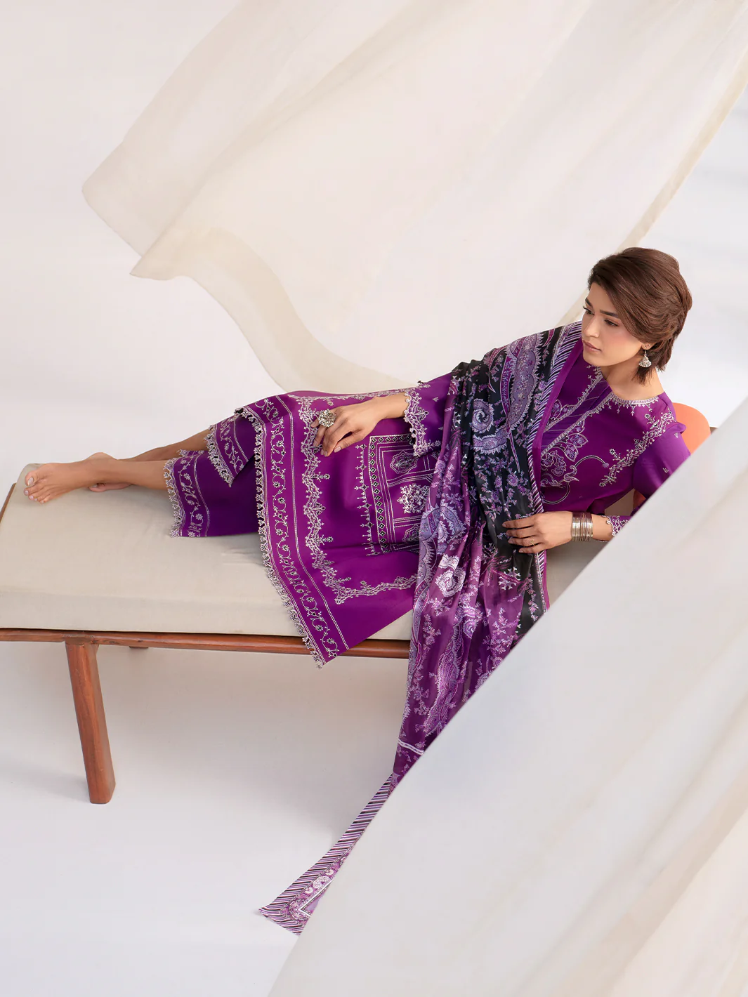 85 - A | 3 PC LAWN - Image 6