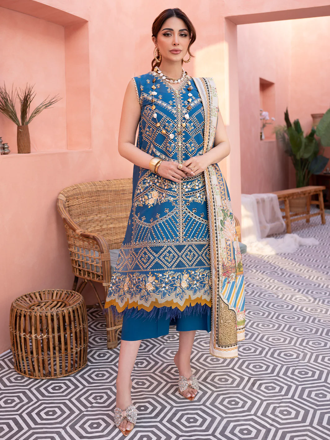 905-A | Three Piece Unstitched - Image 4