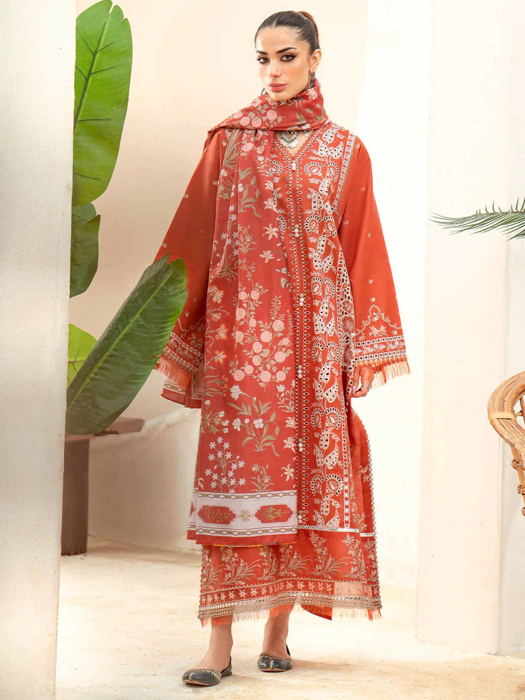 913 - B | Three Piece Unstitched - Image 4