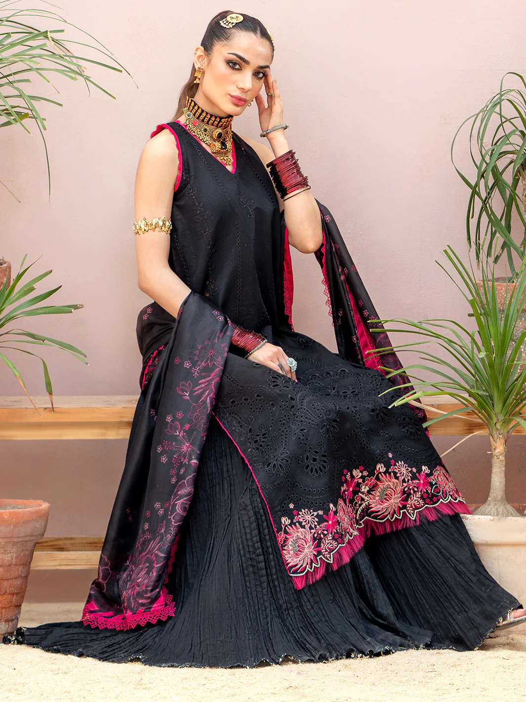 914 - B | Three Piece Unstitched - Image 4