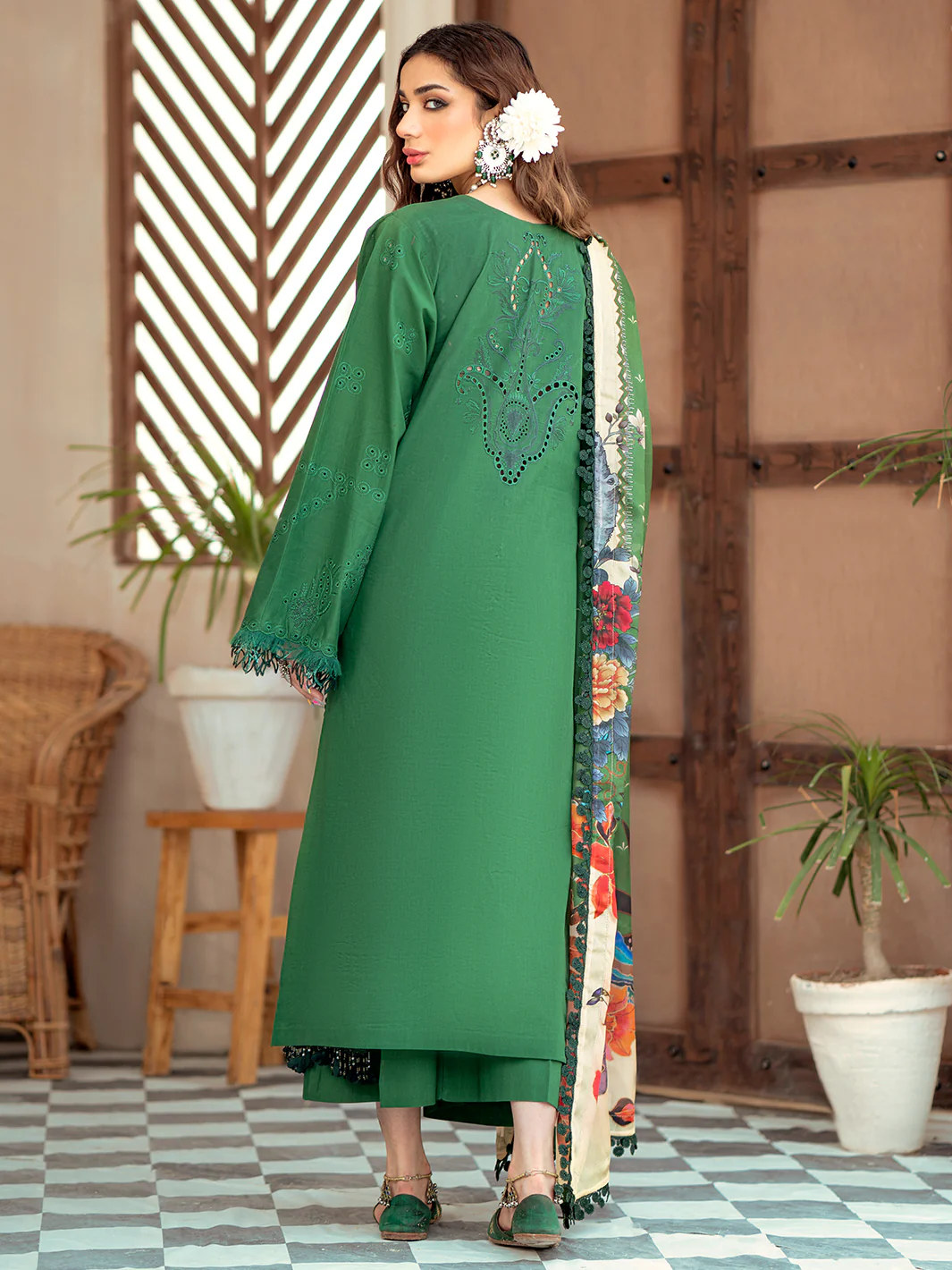 917 - B | Three Piece Unstitched - Image 3