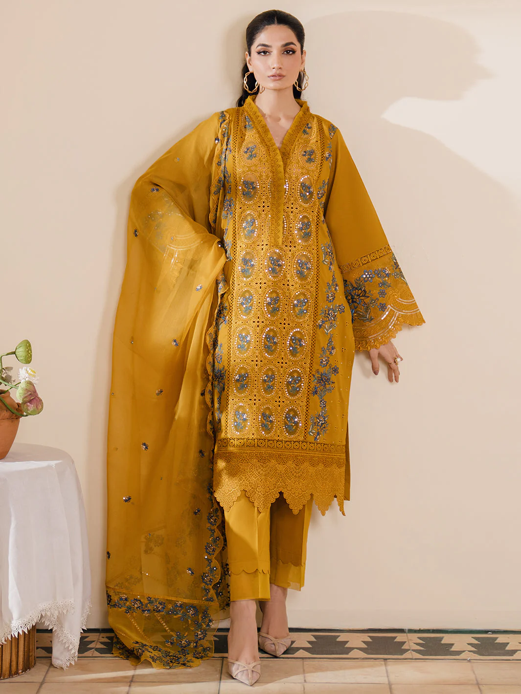 AZLIN | 3 PC LUXURY LAWN - Image 4