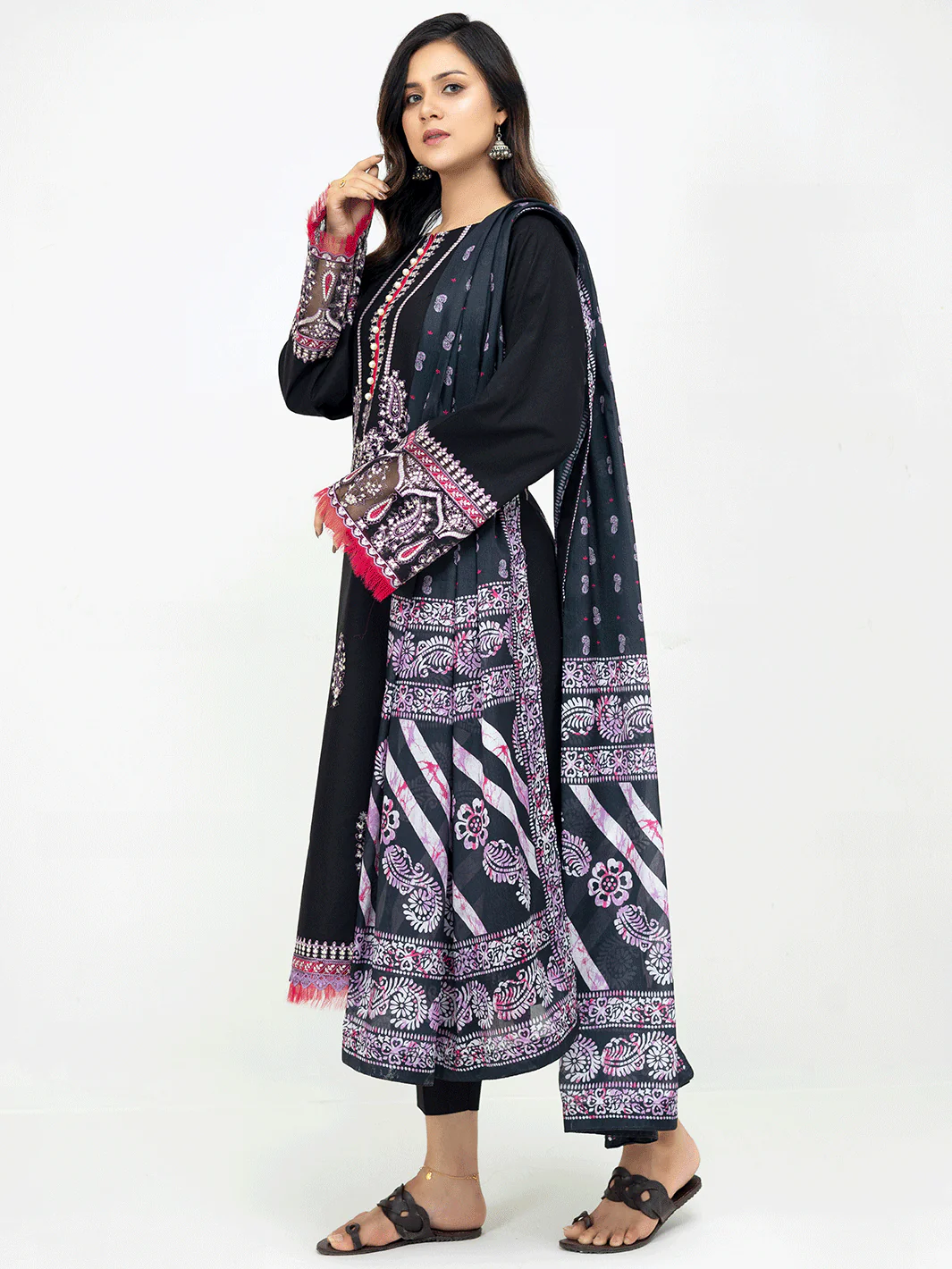 D - 102 | Three Piece Unstitch - Image 5