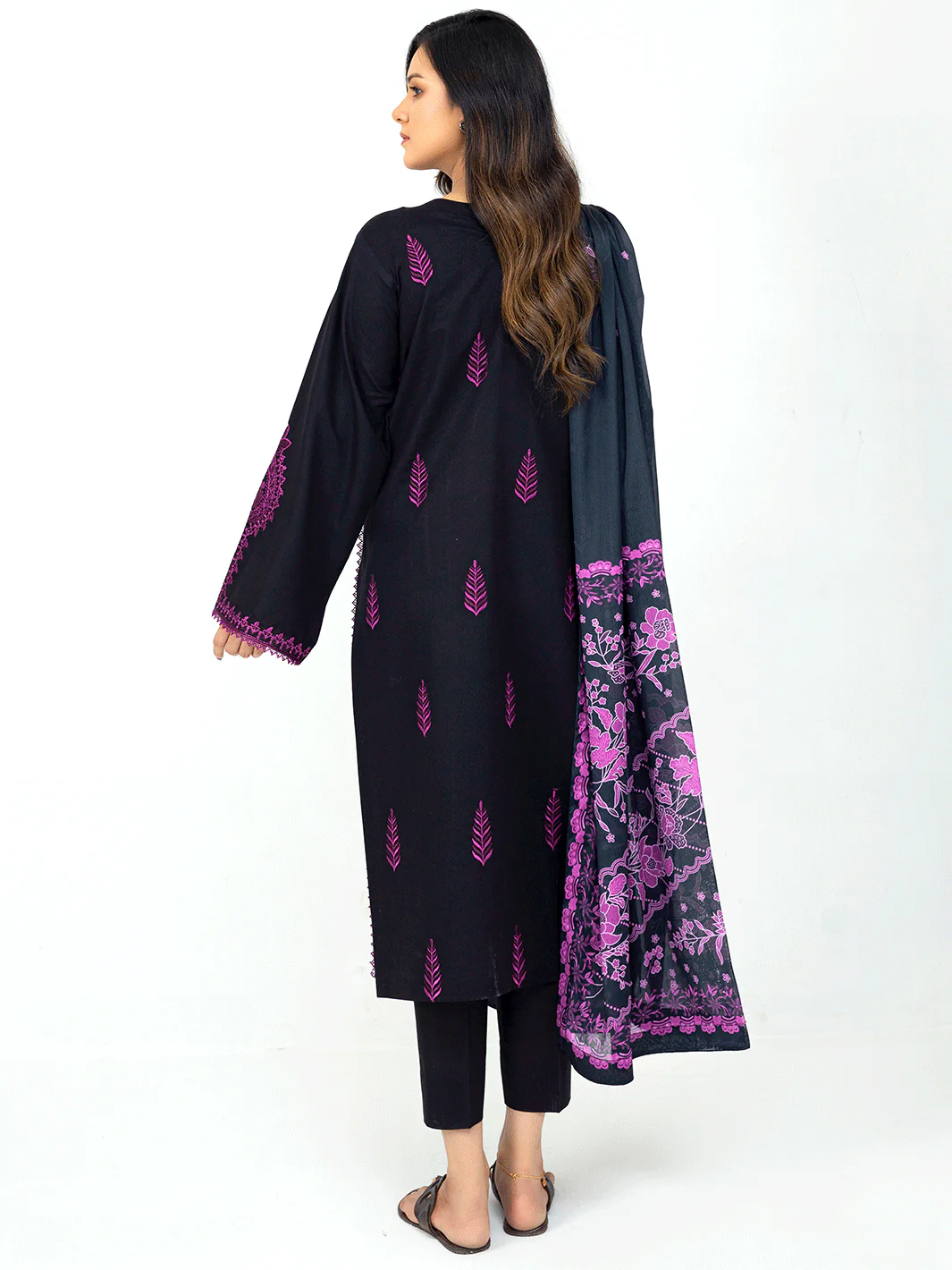 D - 103 | Three Piece Unstitch - Image 3