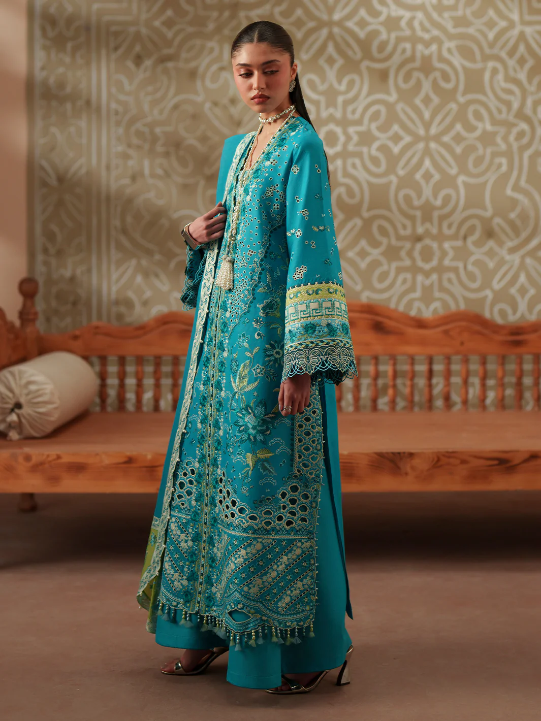 D-116-B | 3 PC Luxury Lawn - Image 5