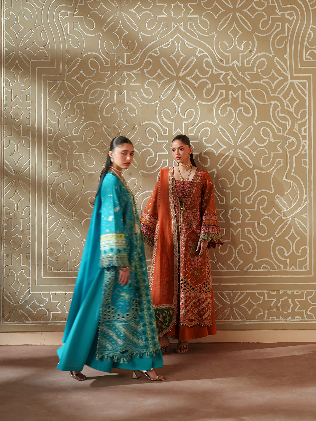 D-116-B | 3 PC Luxury Lawn - Image 6