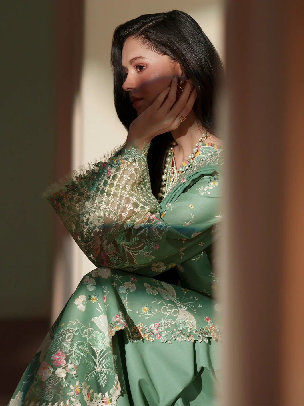 D-117-A | 3 PC Luxury Lawn - Image 4