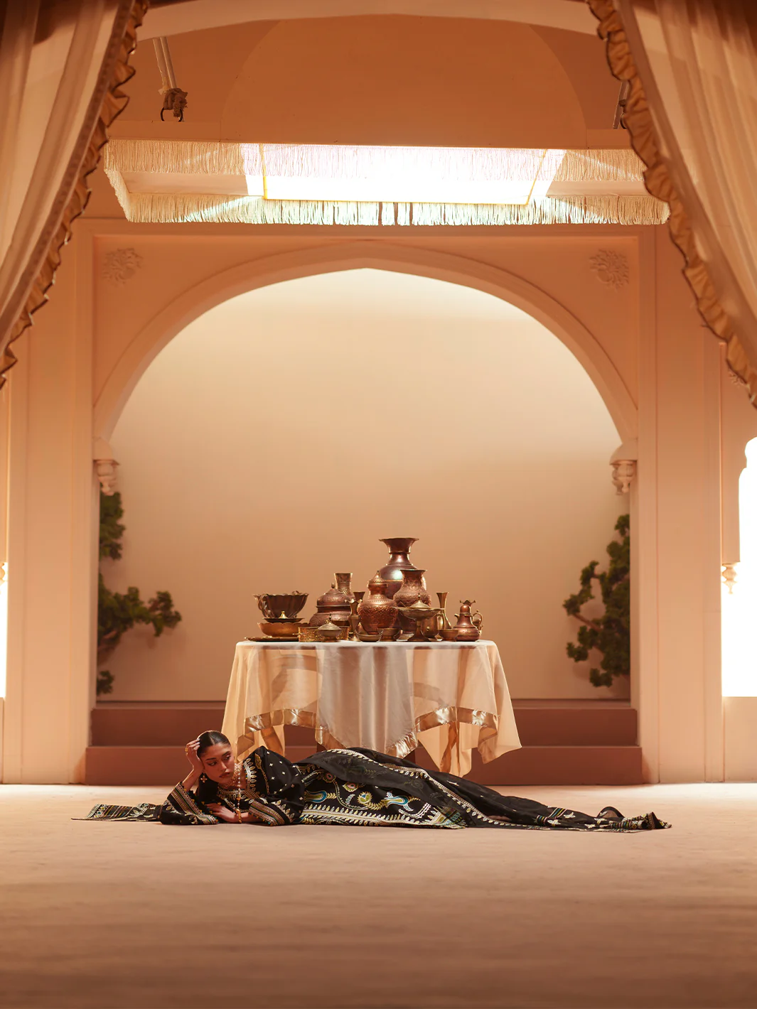 D-118-B | 3 PC Luxury Lawn - Image 10