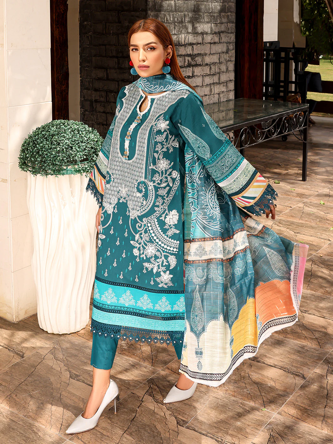 D#2022A | 3 Piece Luxury Unstitched - Image 2