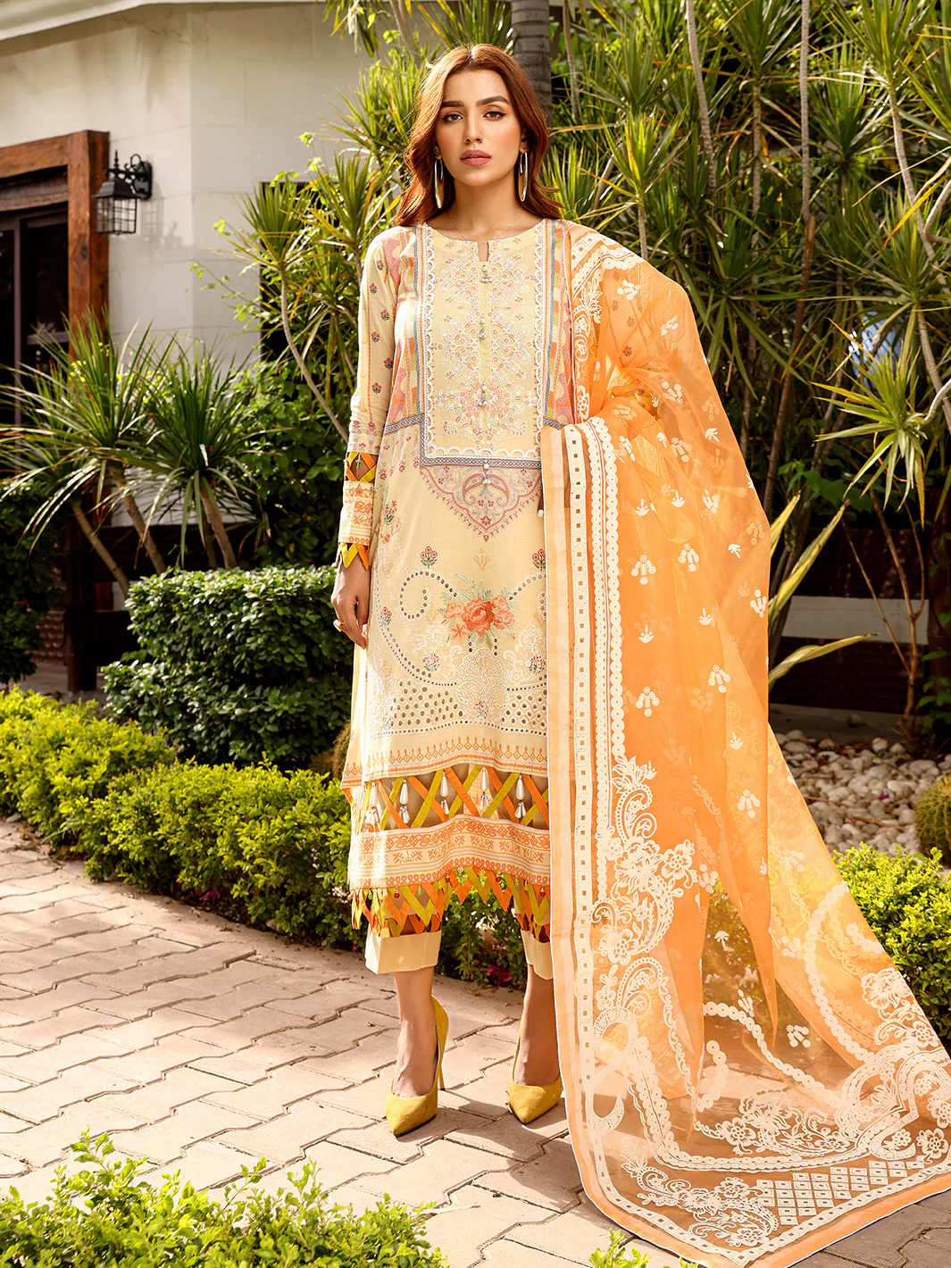 D#2023A | 3 Piece Luxury Unstitched - Image 4