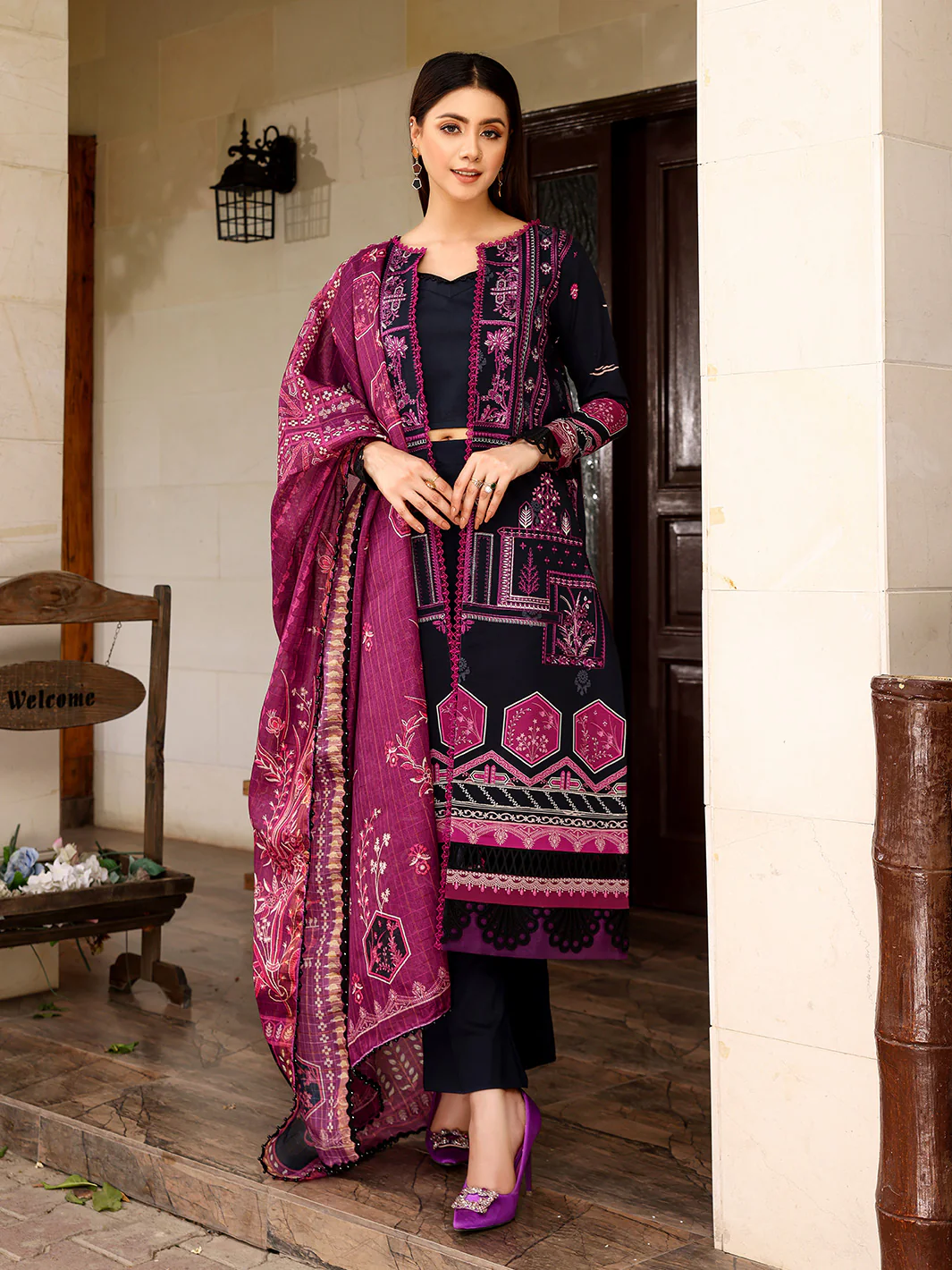 D#2024A | 3 Piece Luxury Unstitched - Image 4