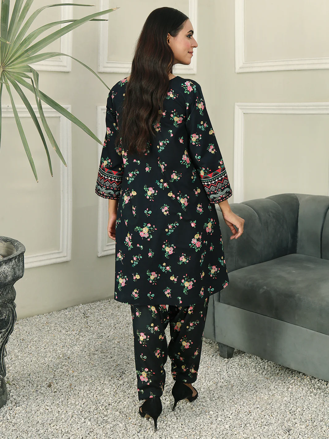 Design 10 | 2 Piece Unstitch - Image 3
