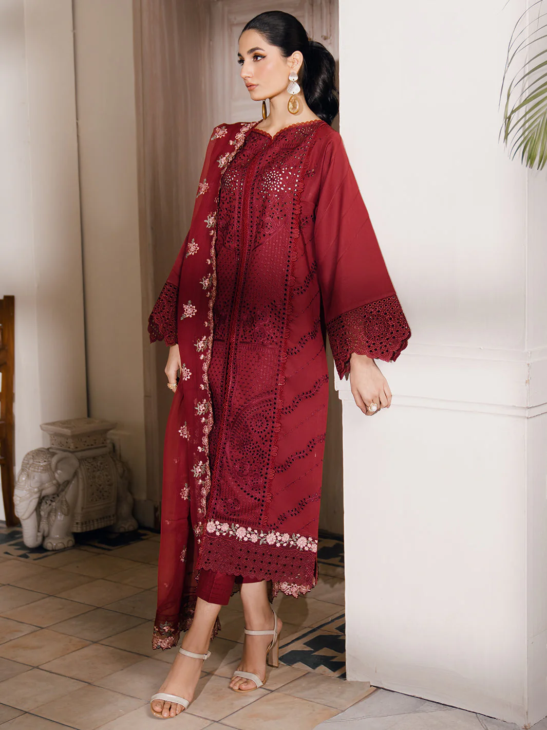 DILARA | 3 PC LUXURY LAWN - Image 4