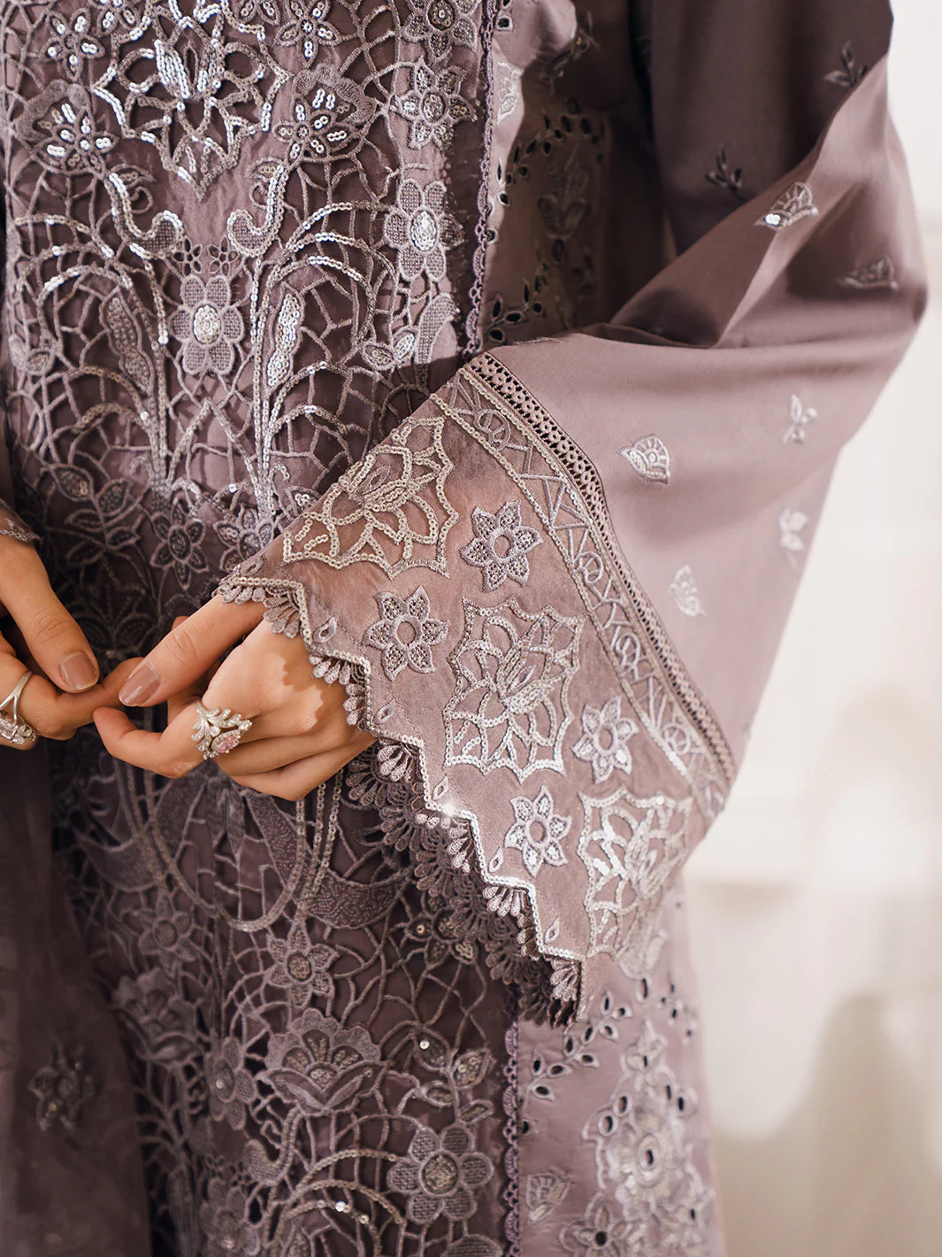 SEVGI | 3 PC LUXURY LAWN - Image 6